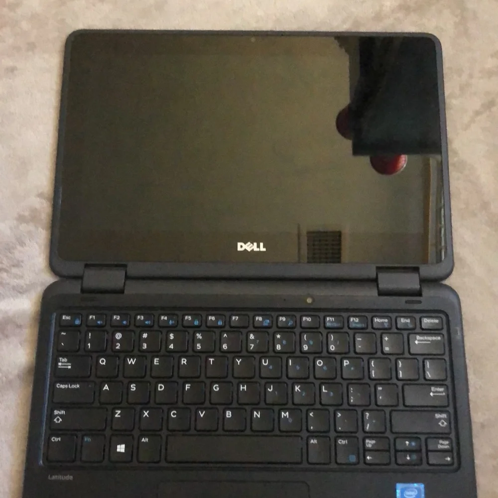 Dell laptop, includes dell charger, touch screen